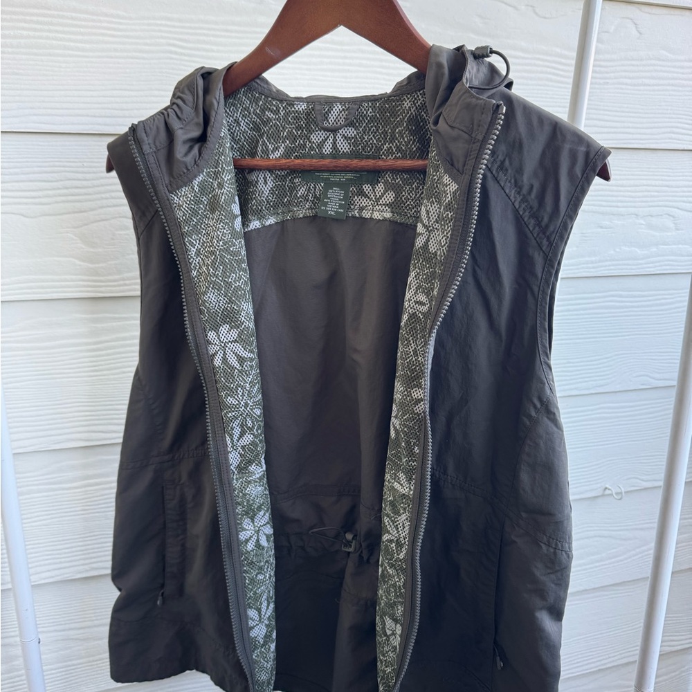 Eddie Bauer Women’s Vest - Picture 6 of 12